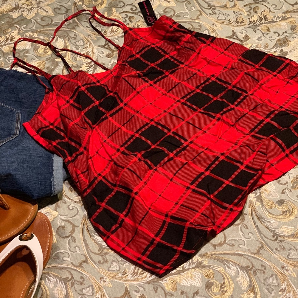 Juniors medium NOBO buffalo plaid tank NWT